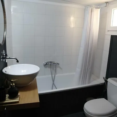 Thea Apartment